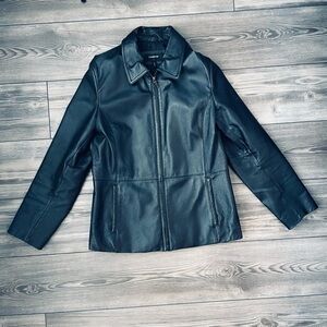 Colebrook Essentials 100% Genuine Black Leather Women’s Jacket | Size Medium